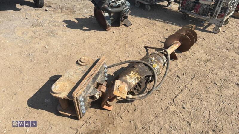 Post hole borer to suit Volvo / Kubota 8t
