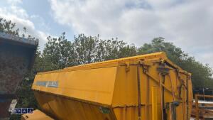 ECON hooklift hot box - 14