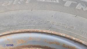 2 x HANKOOK SUPER SINGLE wheels & tyres (385/65R 22.5) - 4