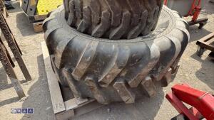 3 x tyres (2 x 10-16.5NHS & 1 x 500/60-22.5) - 6