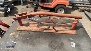 Tool cabinet c/w motorcycle stand - 4