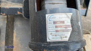 DELANO auger & DELANO machine breaker to suit compact skidsteer - 6