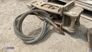 Hydraulic machine breaker c/w lines (30mm pins) - 5