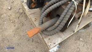 TOMAR hydraulic machine breaker c/w lines (30mm pins) - 4