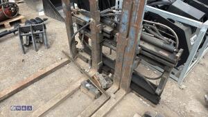 Forklift tine spreaders - 4