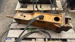 Hydraulic machine breaker c/w lines (30mm pins)