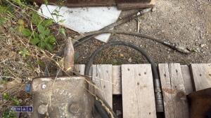Hydraulic machine breaker c/w lines (30mm pins) - 6