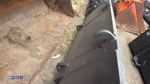 90'' front loader bucket (to suit JCB) - 5
