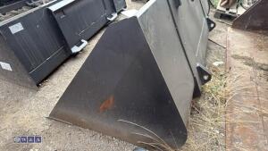 90'' front loader bucket (to suit JCB) - 7