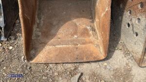 17'' digging bucket (60mm pins) - 4