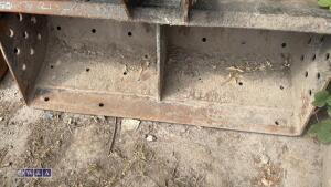 4ft ditching bucket (to suit JCB 2CX / 3CX) (30mm pins) - 3