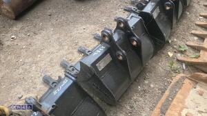 JCB 19'' digging bucket (30mm pins) (unused) - 4
