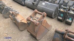 12'' digging bucket (40mm pins) - 4