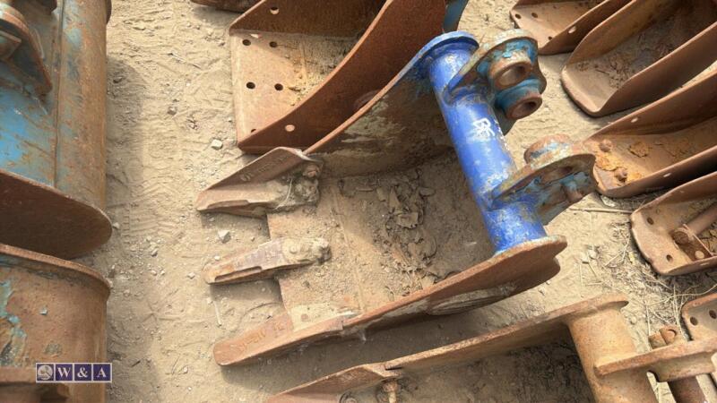 1ft digging bucket (30mm pins)