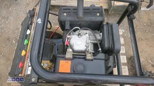 KIAM KN3600DX diesel pressure washer c/w hose & lance - 5