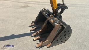 2019 jcb 8008 micro c/w 3 buckets - 8
