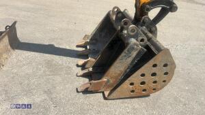 2021 Jcb 8008 micro c/w 3 bucket - 9