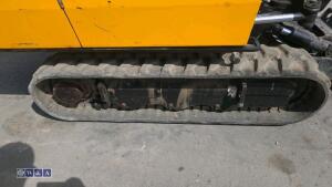 Jcb 15c cabbed - 11