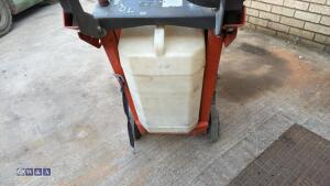 HUSQVARNA FS400LV petrol floor saw - 7