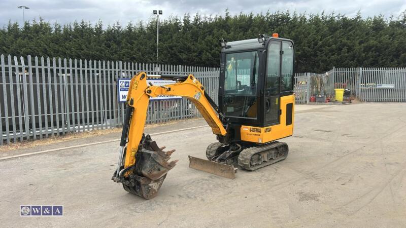 2021 jcb 15C(cabbed) c/w 3 bucket