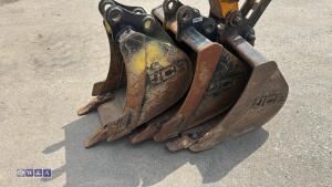 2020 jcb 16C(cabbed) c/w 3 bucket - 8