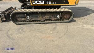 2020 jcb 16C(cabbed) c/w 3 bucket - 16