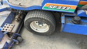 Iseki sf333 out front mower - 18