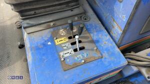 Iseki sf333 out front mower - 25