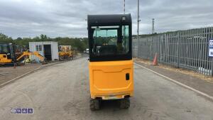 2021 jcb 15 c ( cabbed ) c/w 3 buckets - 24