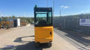 2021 jcb 15c ( cabbed ) c/w 3 buckets - 4
