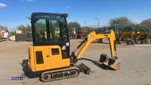 2021 jcb 15c ( cabbed ) c/w 3 buckets - 8
