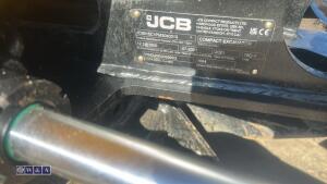 2021 jcb 15c ( cabbed ) c/w 3 buckets - 25