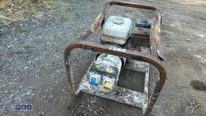 PRAMAC E3200 petrol dual volt generator - 3