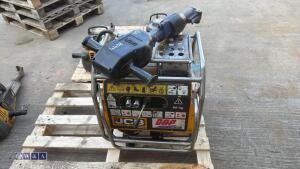 JCB BEAVER petrol hydraulic pack c/w breaker (3418923) (3428400) - 6