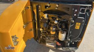 2021 jcb 15C(cabbed) c/w 3 bucket - 15