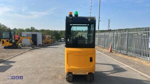 2021 jcb 15c ( cabbed ) c/w 3 buckets - 6