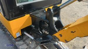 2021 jcb 15c ( cabbed ) c/w 3 buckets - 14