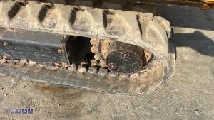 2021 jcb 15c ( cabbed ) c/w 3 buckets - 17