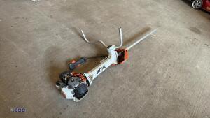 STIHL petrol strimmer (3412565) - 2