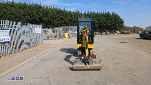 2021 jcb 15c ( cabbed ) c/w 3 buckets - 8