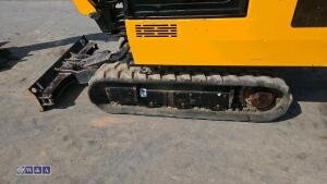 2021 jcb 15c ( cabbed ) c/w 3 buckets - 9