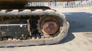2021 jcb 15c ( cabbed ) c/w 3 buckets - 10