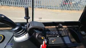 2021 jcb 15c ( cabbed ) c/w 3 buckets - 25