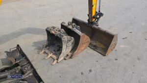2022 jcb 16C(cabbed) c/w 3 bucket - 16