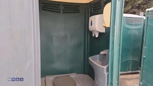 Portable toilet - 6
