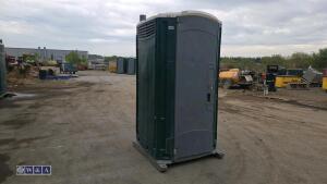 Portable toilet