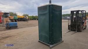 Portable toilet - 4