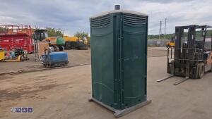 Portable toilet - 4
