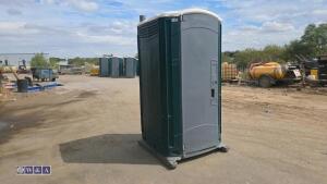 Portable toilet