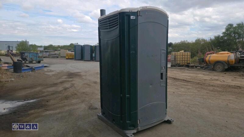 Portable toilet